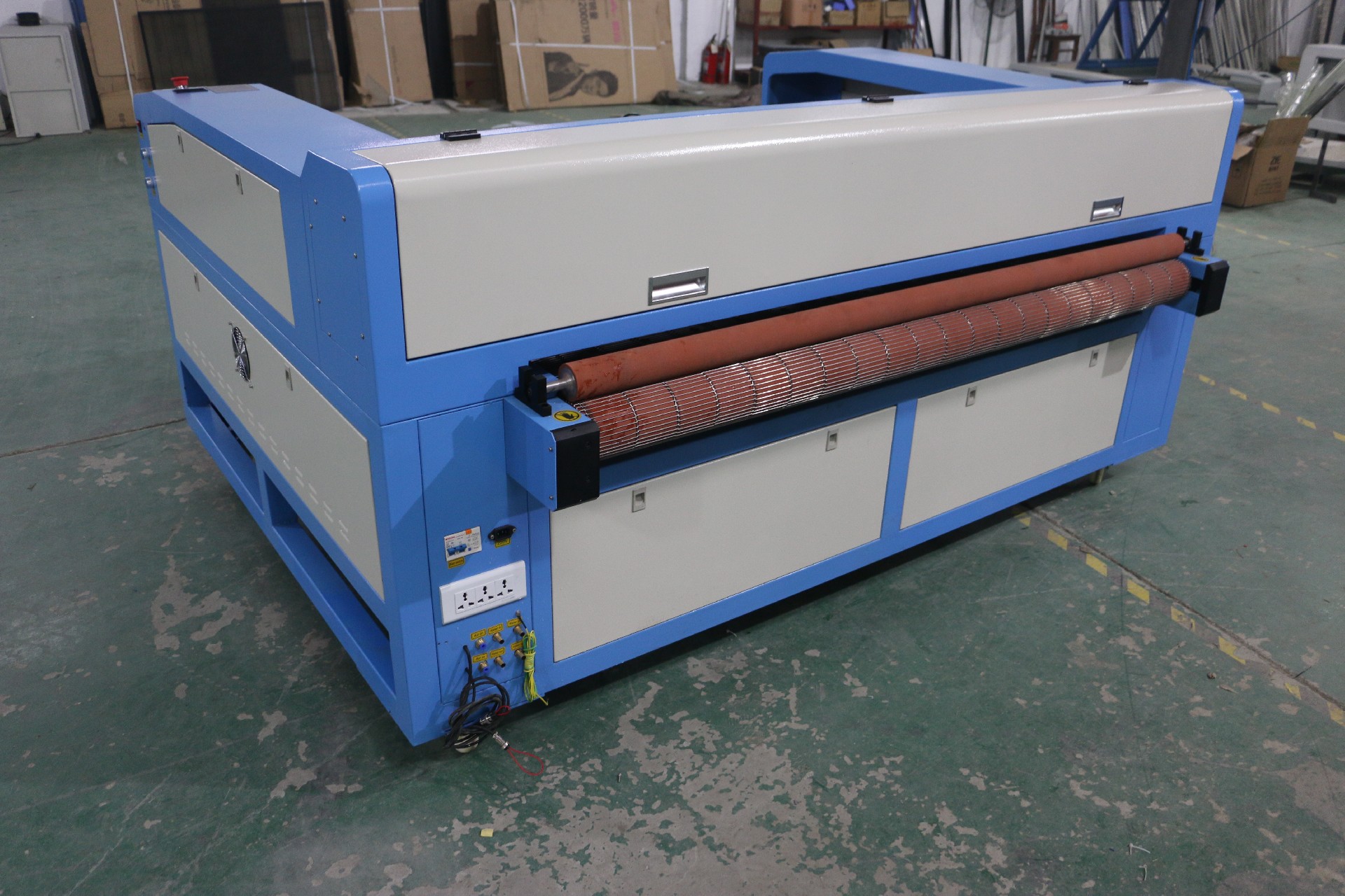 1610 CO2 1000x1600mm Two Heads Auto Feeding Laser Cloth Cutter Machine