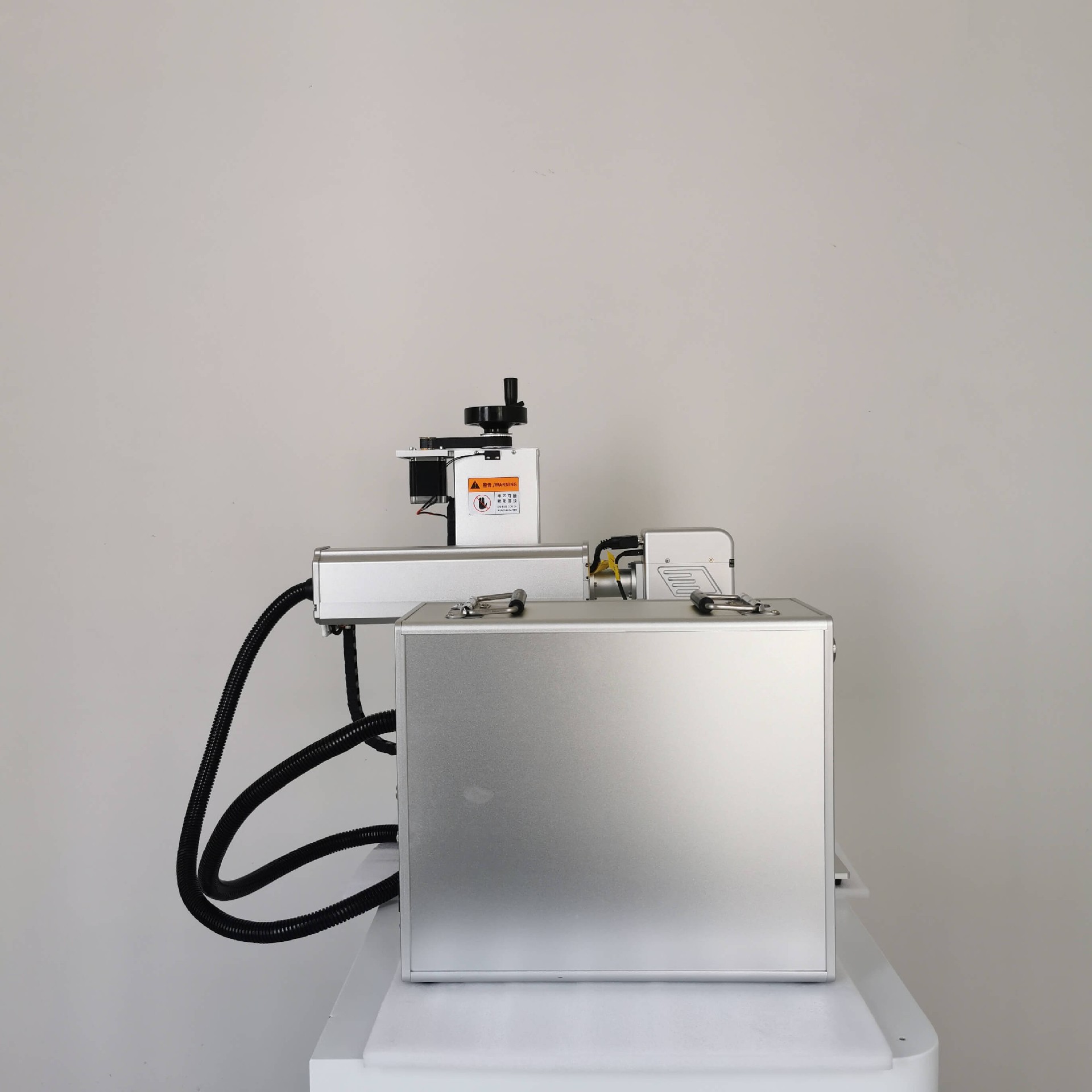 Haotian fiber laser machine with cyclop camera scanning head
