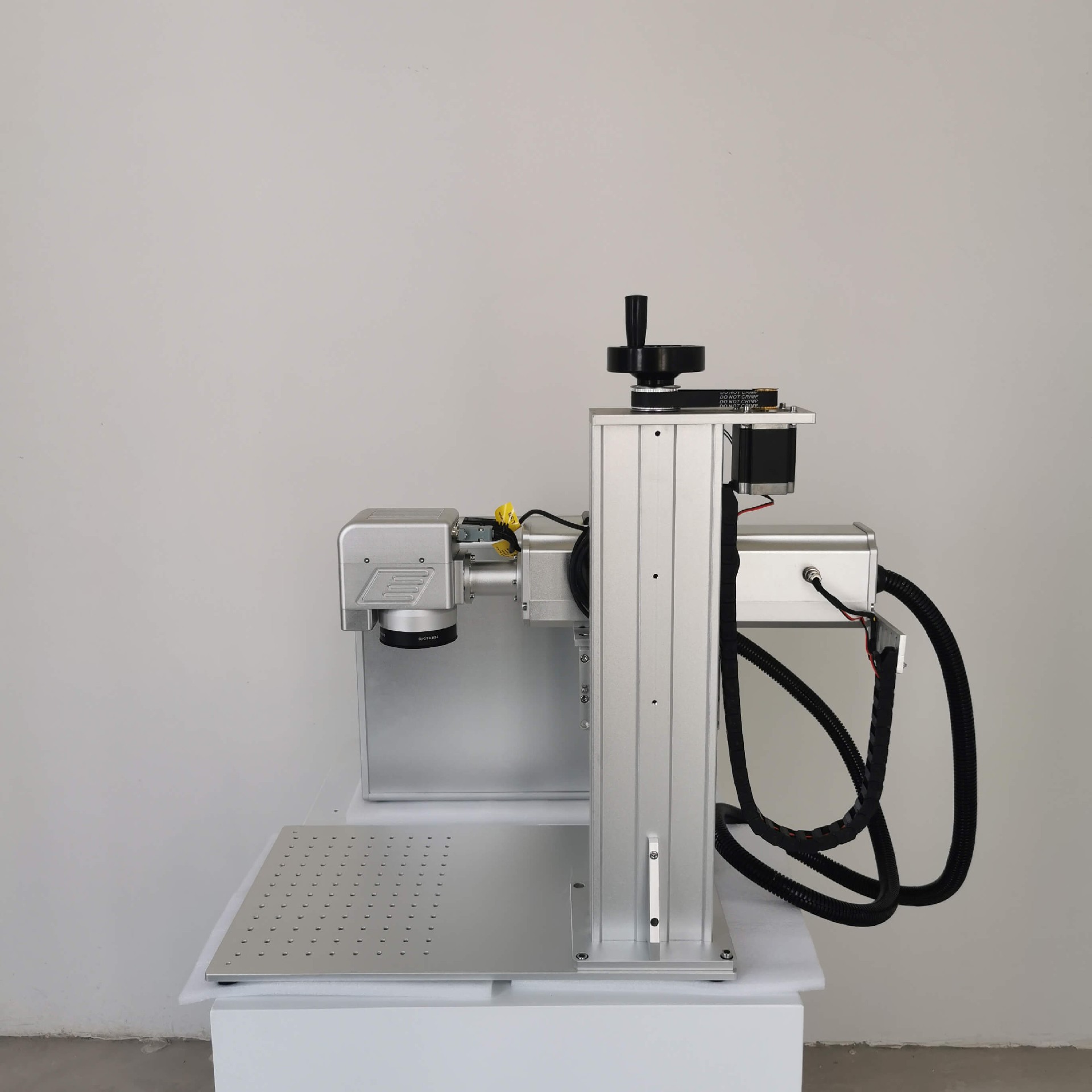 Haotian fiber laser machine with cyclop camera scanning head